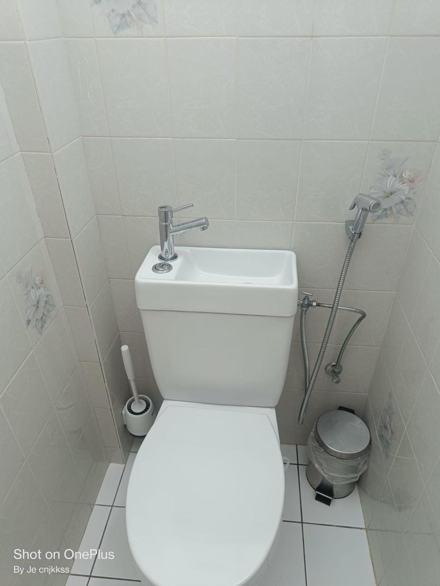 Belle Chambre D'Hote Avec Balcon Prive - 3 Mins Gare Annemasse - Geneve Acces Direct Extérieur photo