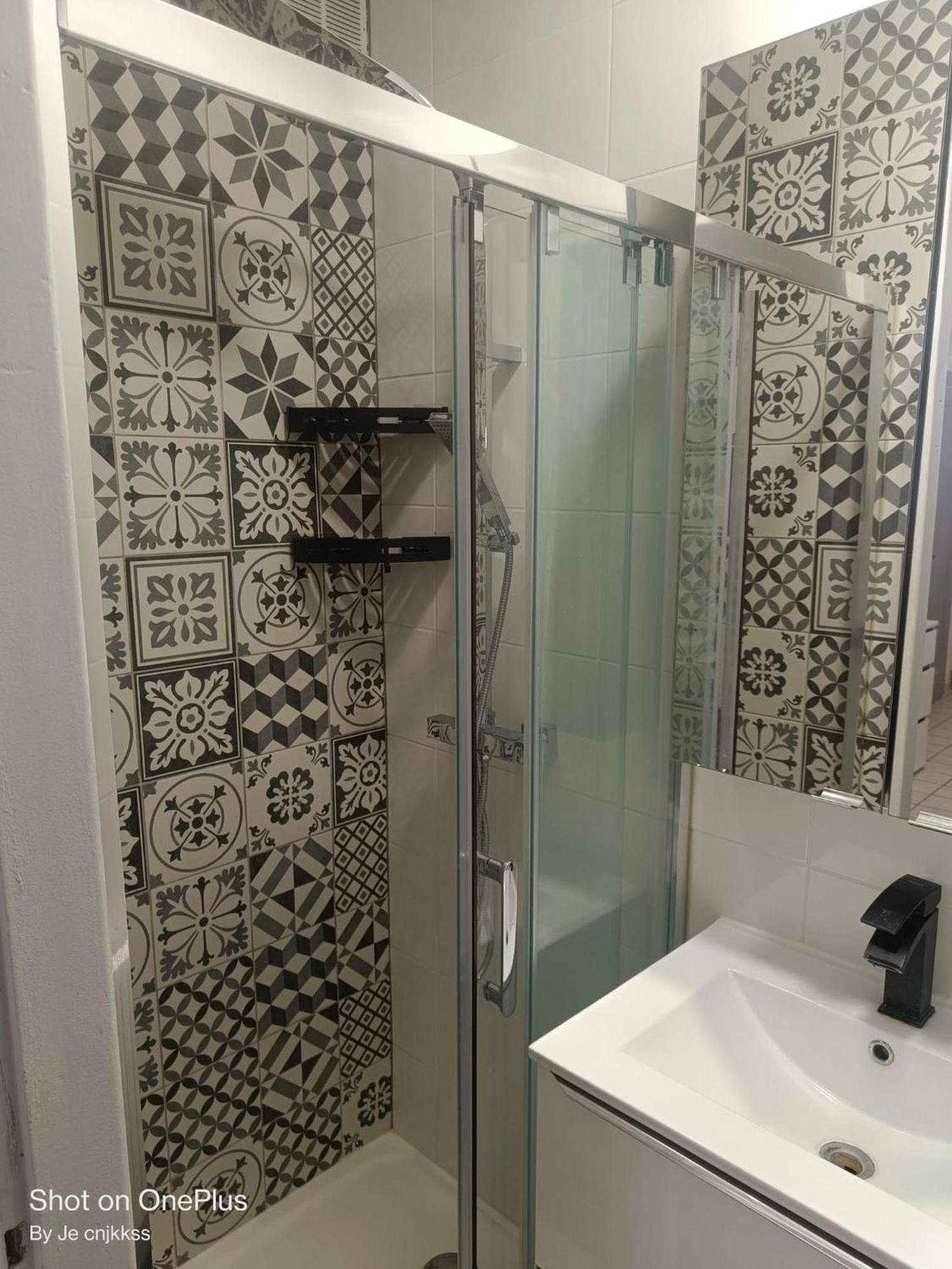 Belle Chambre D'Hote Avec Balcon Prive - 3 Mins Gare Annemasse - Geneve Acces Direct Extérieur photo